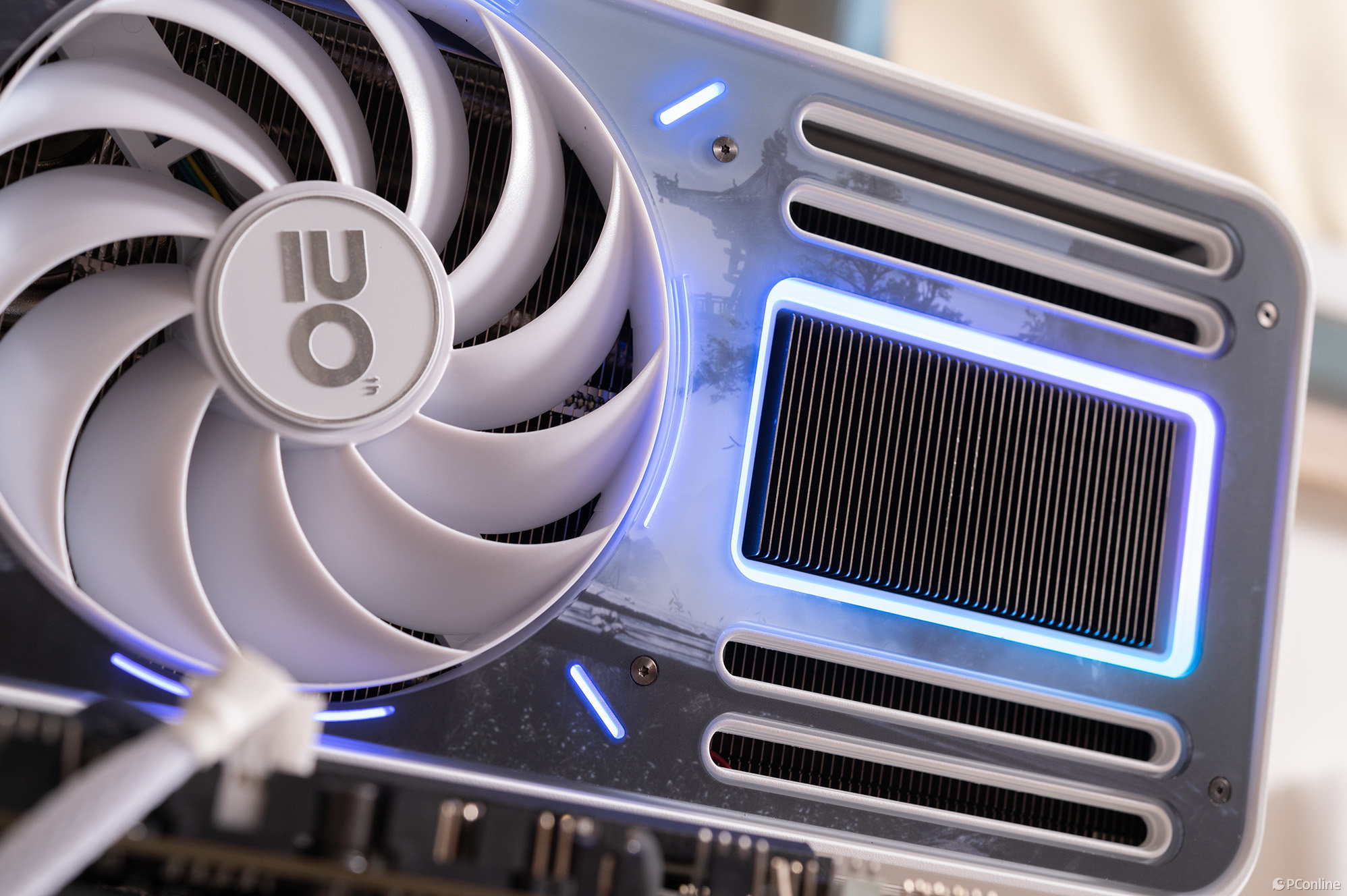 影馳GeForce RTX 4070 Ti SUPER特別紀(jì)念版顯卡圖賞 顏值與性能的結(jié)合